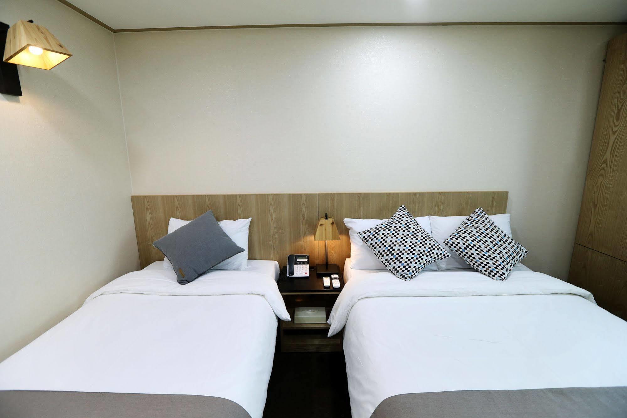 Golden City Hotel Dongdaemun Сеул Екстер'єр фото